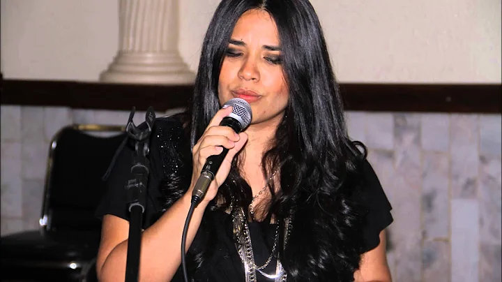 "DIANA PERALES"