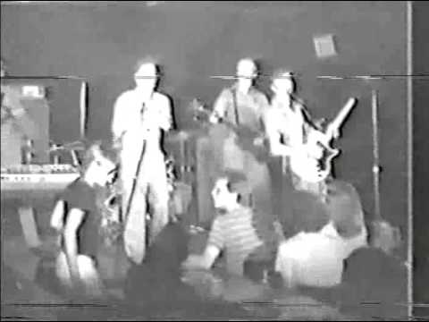 Devo Live in New York City, New York 1977/7/8 + 1977/7/9 - YouTube