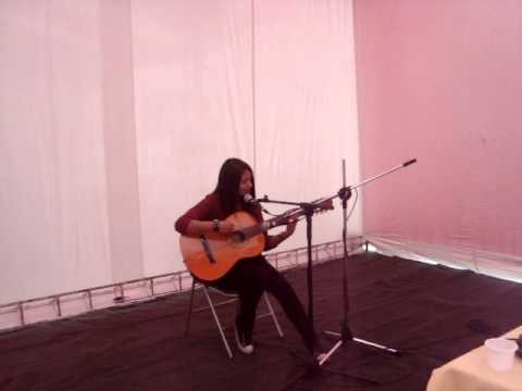 Casting de Talento Chileno / Valeria Cid cantando ...