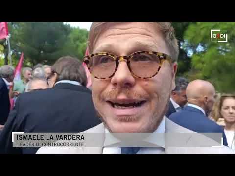 Video Centrosinistra in piazza davanti alla presidenza della Regione: Schifani dimettiti