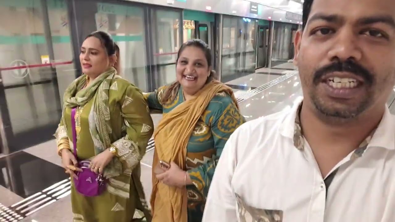 Mira Road se aai 1Li firdous aapa or hum gaye Makhdoom Shah baba darga last shabana aafat ke Ghar.