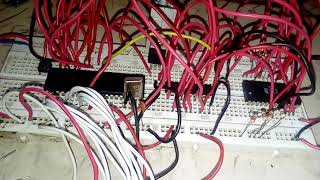 8031 External Memory Lcd and Cristal
