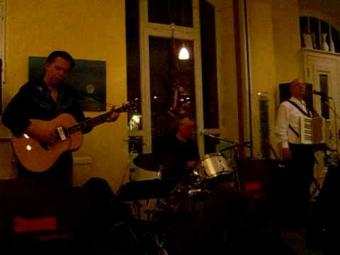 3mono - Live im Marli Caf in Lbeck