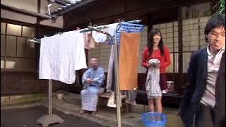 Menantu yang Cantik Membantu Kakek Sugiono