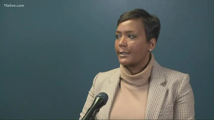 'She couldn't stop crying': Mayor talks about spea...