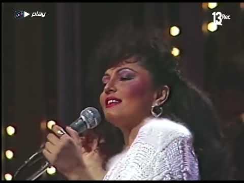 María Creuza - Tarde en Itapoã / Nos Bailes da Vida