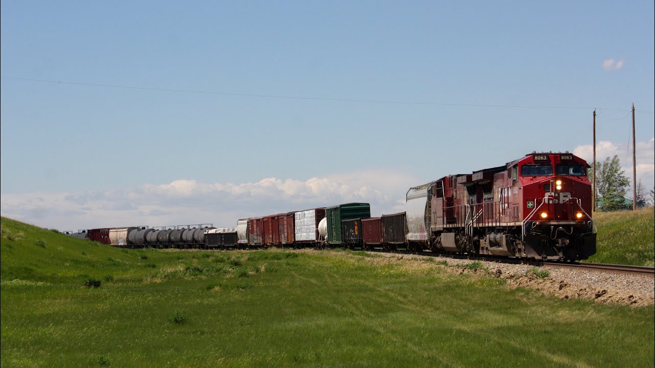 GREAT K5HL!!! CP 8063 and CP 8604 lead CP 462 into Kipp Yard, Lethbridge, Alberta. Crowsnest Sub.