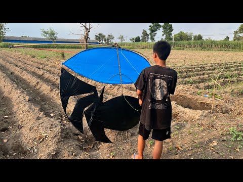 DANIS RESTORASI LAYANGAN BALCK SPIDER LANGSUNG TES TERBANG BARENG ABDAN