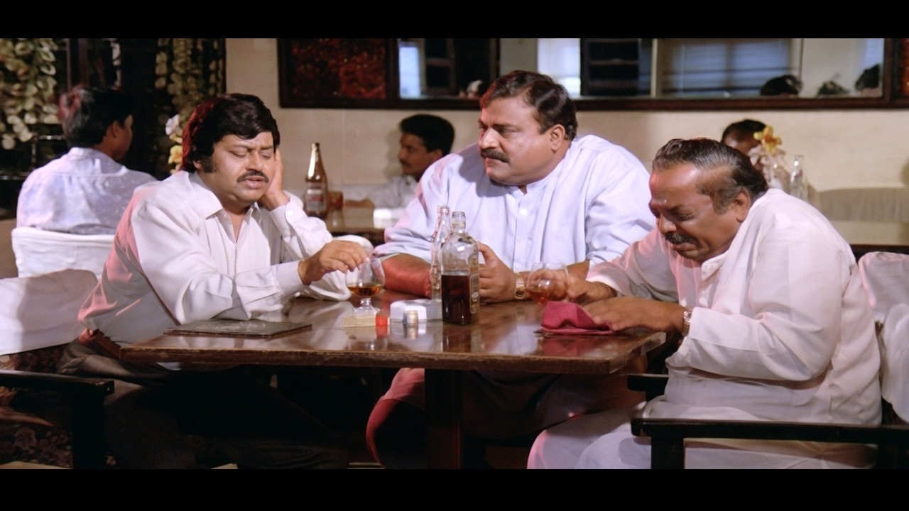 What Are Doddanna and Lokesh Secretly Talking About? | ಎಪಿಕ್ ಬಾರ್ ಸಂಭಾಷಣೆ 😂