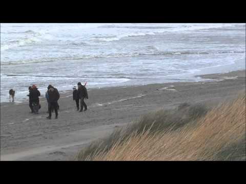 29 DEC 2011 WESTENDE LOMBARDSIJDE STORM GEFILMD KR...