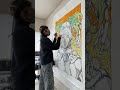 大きい絵を仕上げてる人