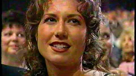 Amy Grant Wins The Minnie Pearl Award