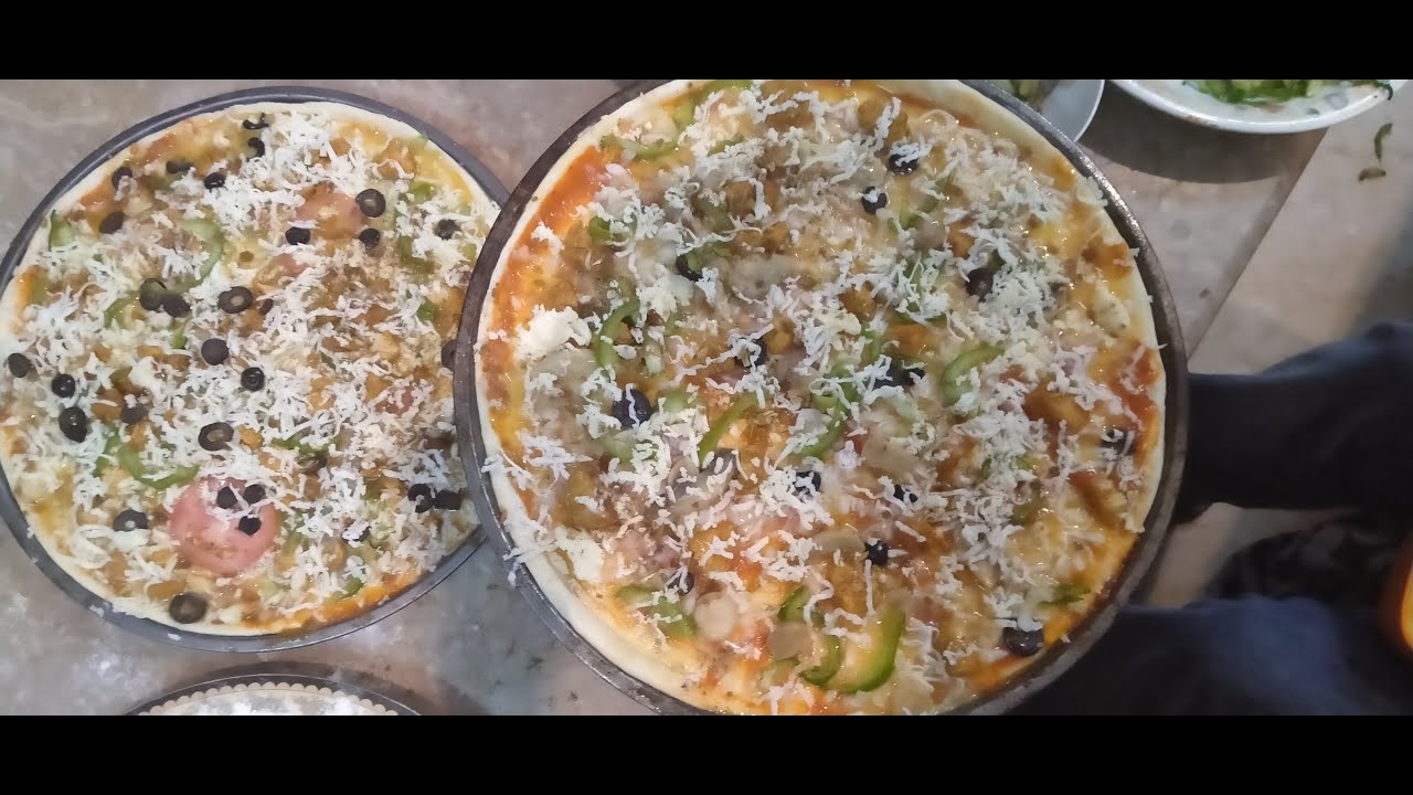Chicken tikka Pizza recipe  | Satrangi Foods| Homemade
