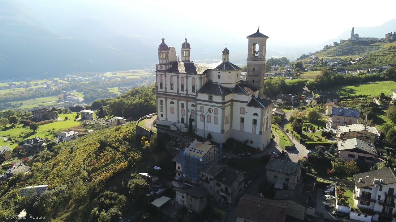 Santuario di Nostra Signora di Loreto a Tresivio in Valtellina | Drone