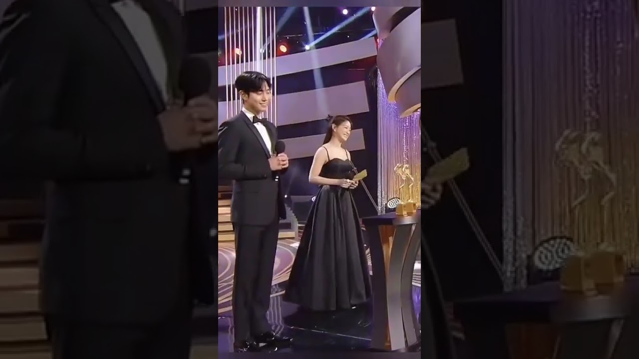 SBS 2021 Best Couple Award-Kim Yoo-jung and Ahn Hyo-seop👏🏻❤️
