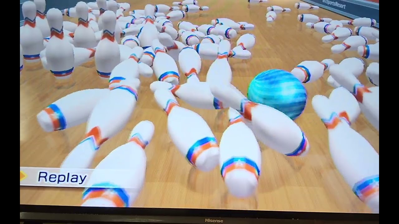 Боулинг на 100 кеглей в Wii Sports Resort — это всегда весело.