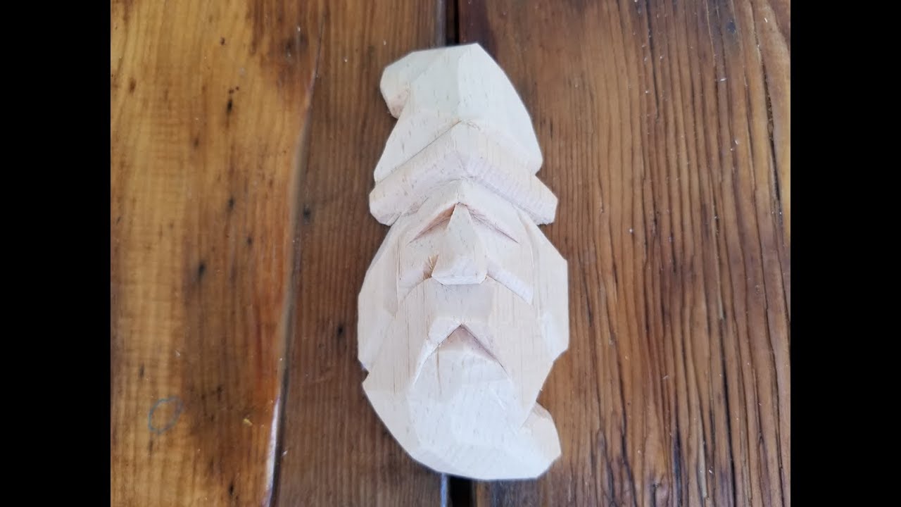 Carving a simple Santa Claus face