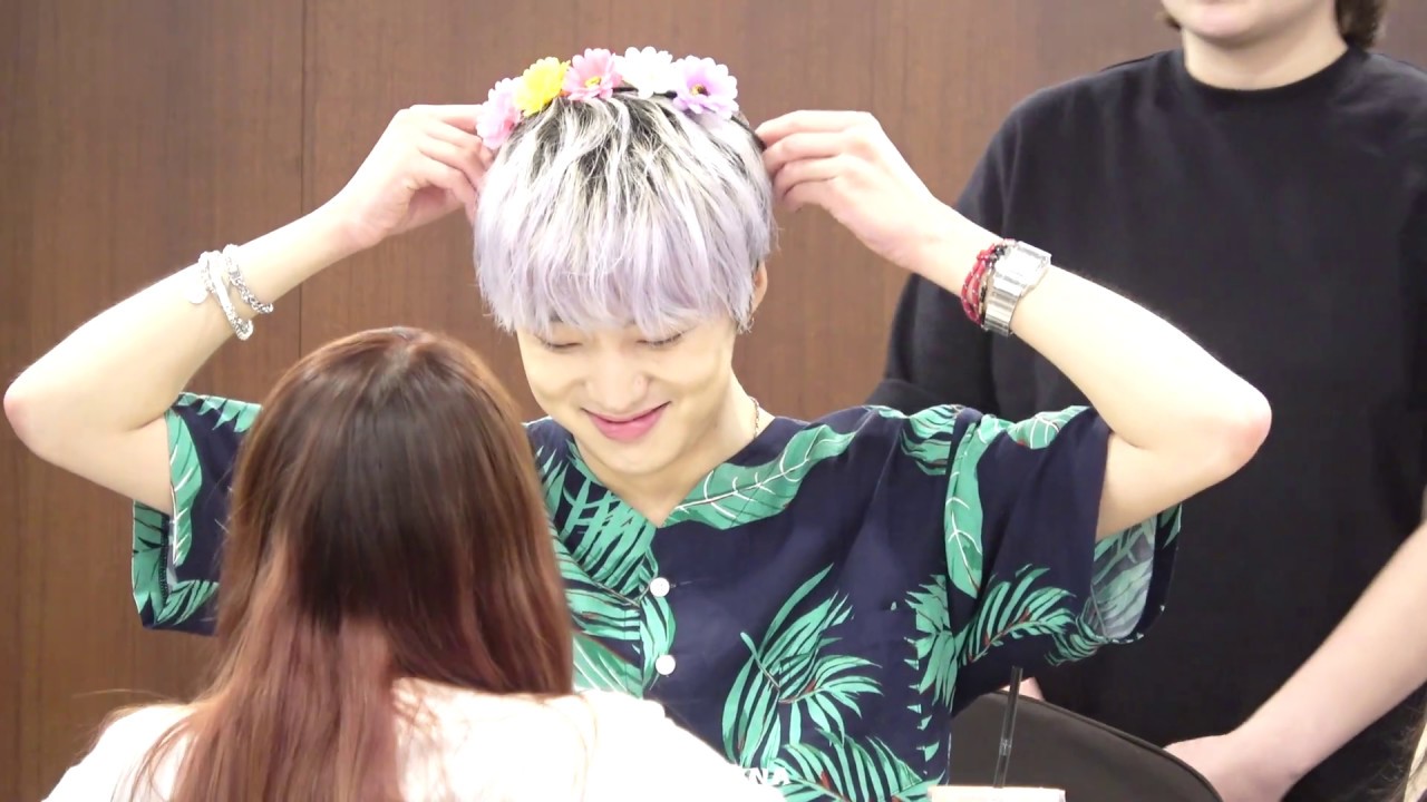 [170819 강승윤직캠]사랑둥이 뜽유니 ( 팬이 울고 있으니 같이 찡찡 거리고 ㅠㅠ @ 동대문팬