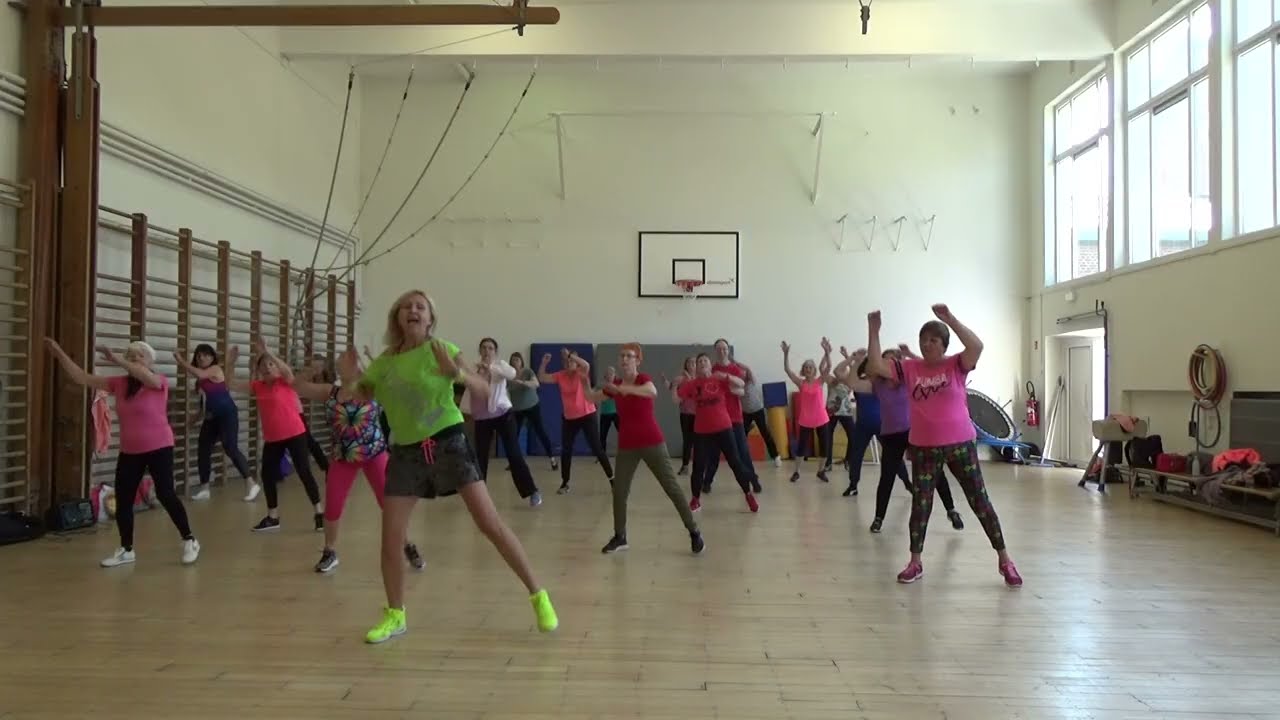 Zumba Gold - warm up 2 - Best Day Ever - The Family Stallone