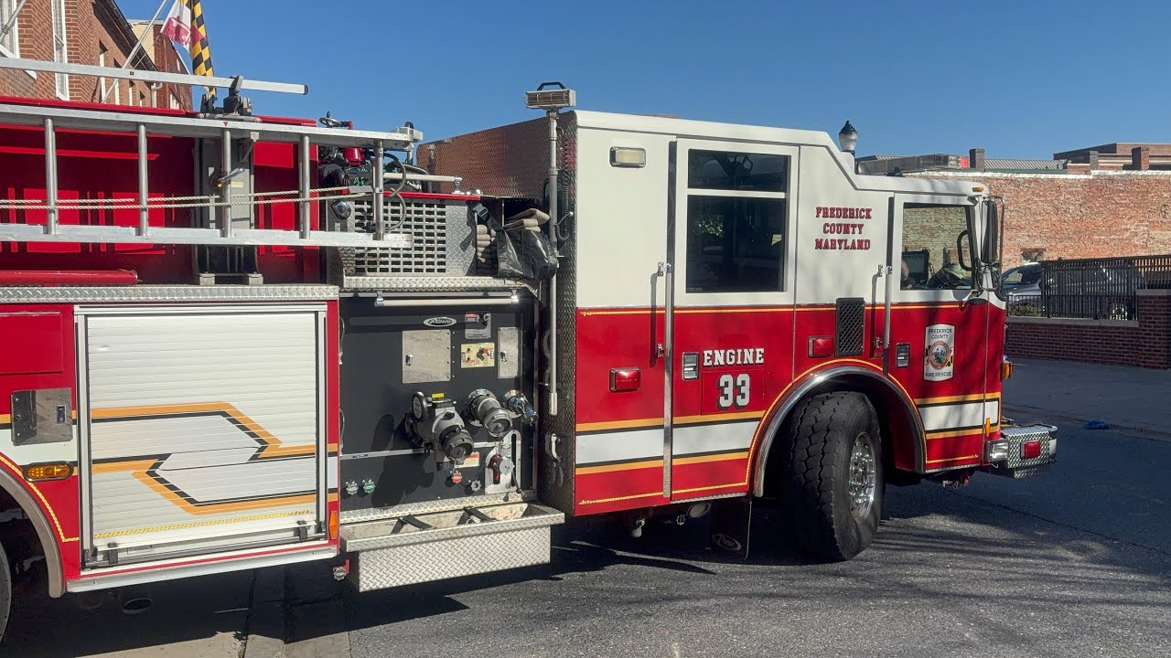 Engine 33 Engine 33 Responding - YouTube