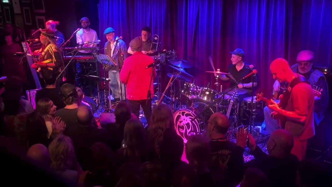 Peps Persson hyllning av Svenska Akademien 2026 28/2 