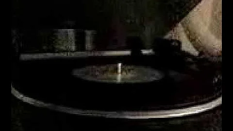 45 RPM another one bites the dust -Queen