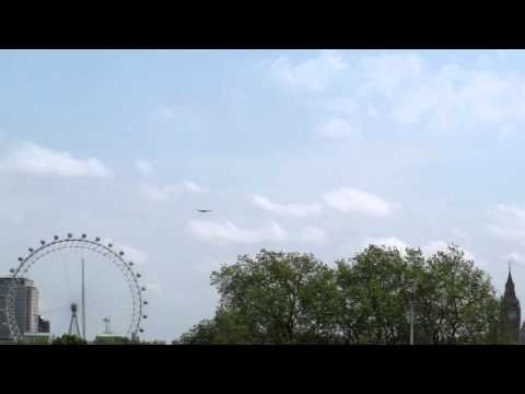 Bomber Command Memorial Flypast Green Park 28/06/2012