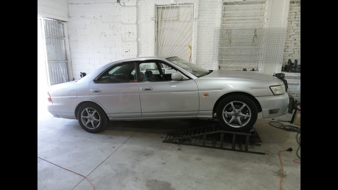 Ниссан Лаурель троит, чихает и не едет. Ремонт. - YouTube