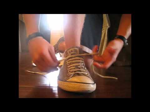 How to Tie Your Shoes Instantly