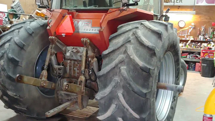 Massey Ferguson 2805 in depth walk-around