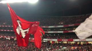 Força Eterno Benfica / Que lindo é vermelho e branco