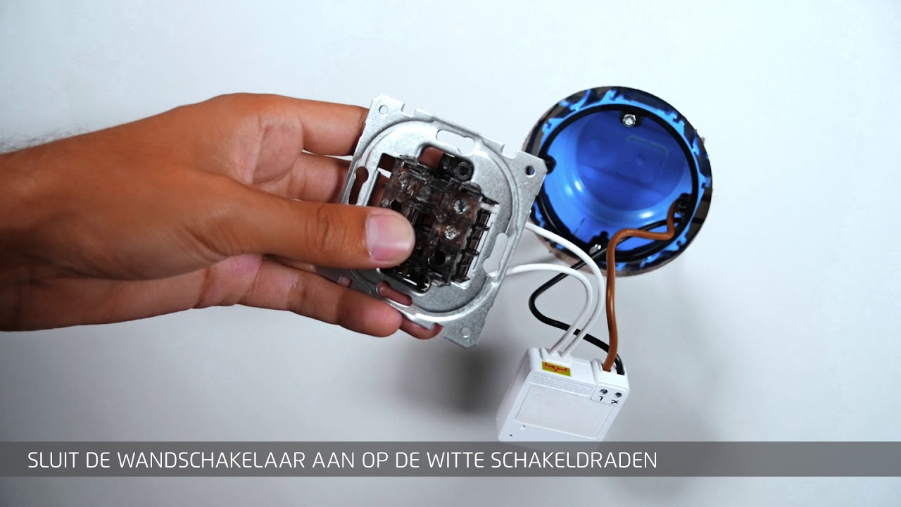 Groen Chemie Laat je zien KlikAanKlikUit Mini Inbouw Schakelaar AWMR 230 | Handyman.nl - YouTube
