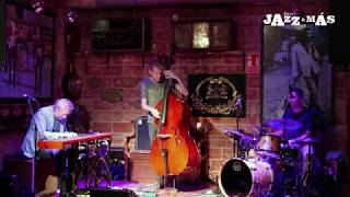 DANIEL KARLSSON TRIO