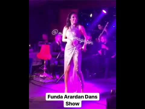 Funda Arar Arabesk Gecesinde Dans Show 