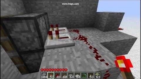 Minecraft - How to: Hidden Door with Pistons (1.7.2)