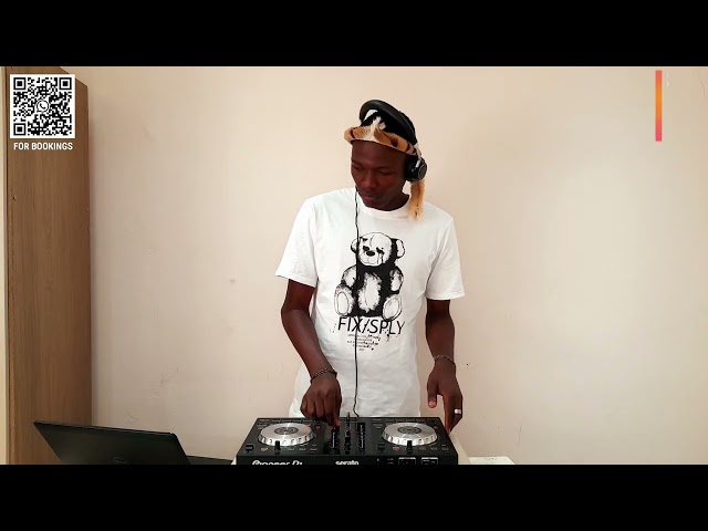 Sunday Chillas II Deep House Mix II Vol 3 II 27 August 2023 class=