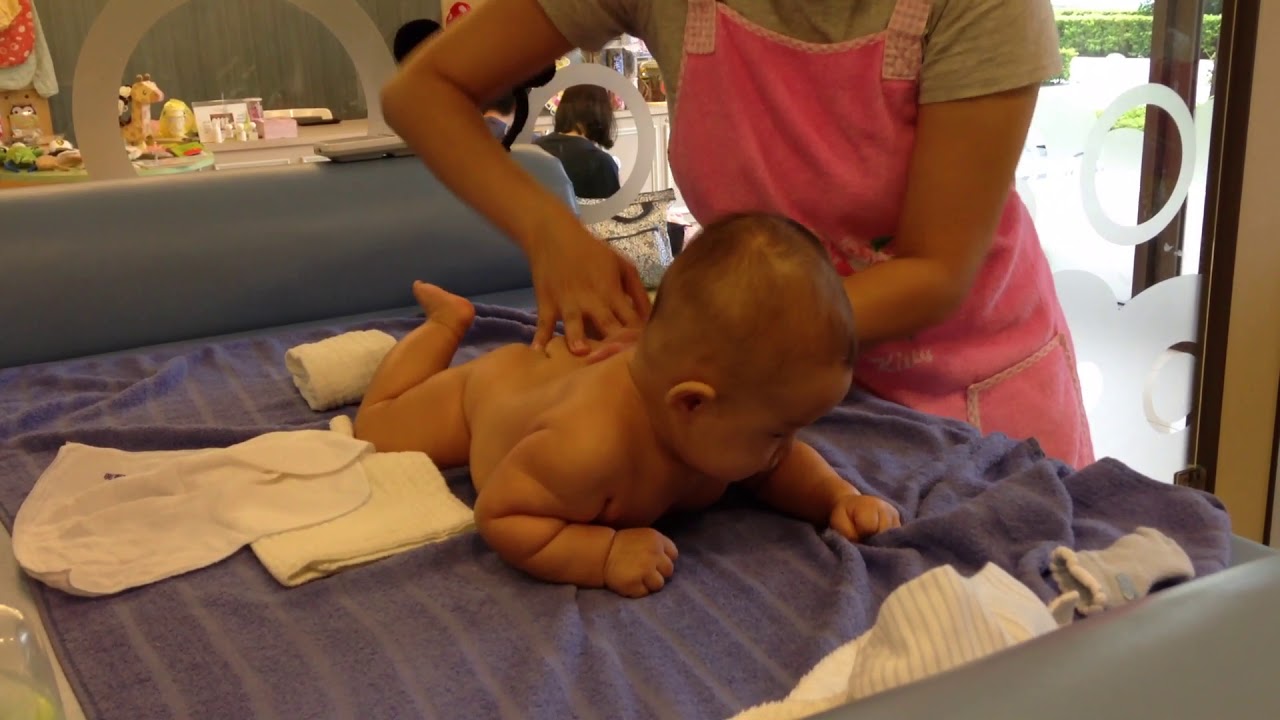 oil massage for 3 months baby