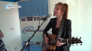 Video thumbnail of "Elske de Wall LIVE Dunsje my de leafde ut bij RTV NOF ZomerRadio"