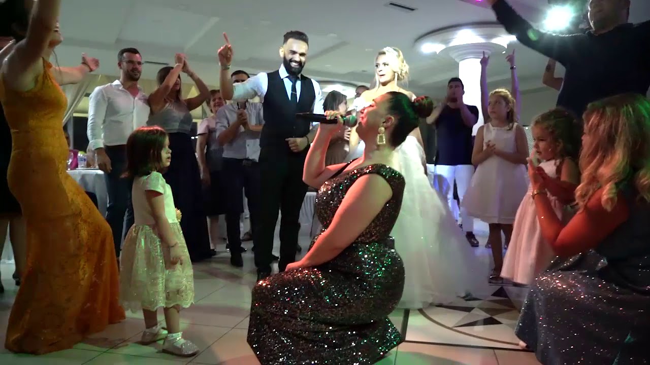 Vojsava Aliaj live Dasma e Aleksit me Pasxalinen. Mediteranio hotel Sarand YouTube