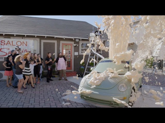 Watch This Car Spout An Awesome Foam Fountain! | Street Science