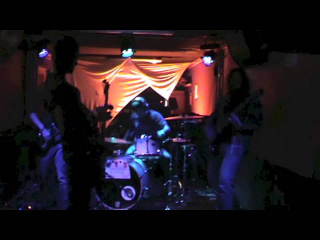 Παρακολούθηση Kitshickers Live @ Soulkitchen - Locals Fest II στο YouTube Παρακολούθηση Kitshickers Live @ Soulkitchen - Locals Fest II στο YouTube