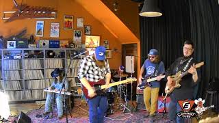 Video-Miniaturansicht von „49 Winchester-"So Damn Sweet" Live from The Earnest Tube“