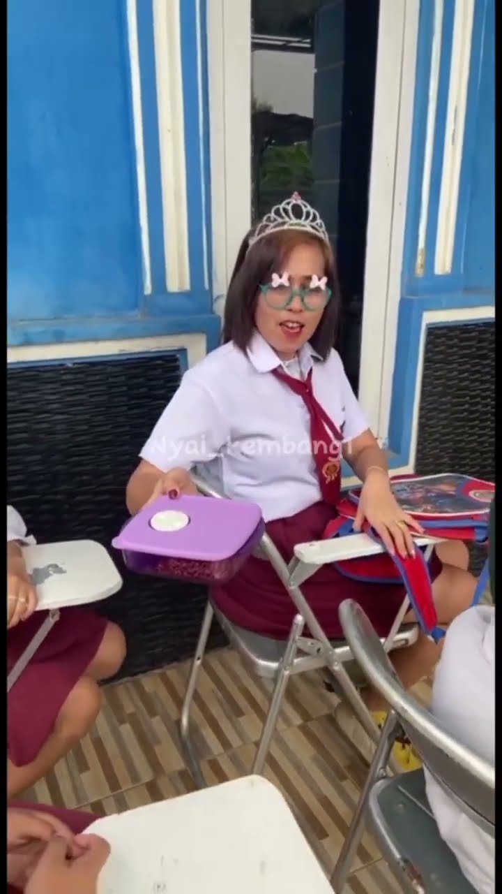 Vidio kocak dan gokil @nyaikembang1nyaikembang1 /mie luar negri?