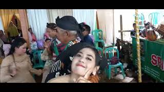 Lagu Darmayon  juru  Kawih Ibu Bosih Ngalestarikeun   Lagu  Ibing Sunda tuturanan Nenek Moyang