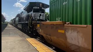 Norfolk Southern 28R Auto Rack and Double Stack With Mid DPU’s Spartanburg Station.