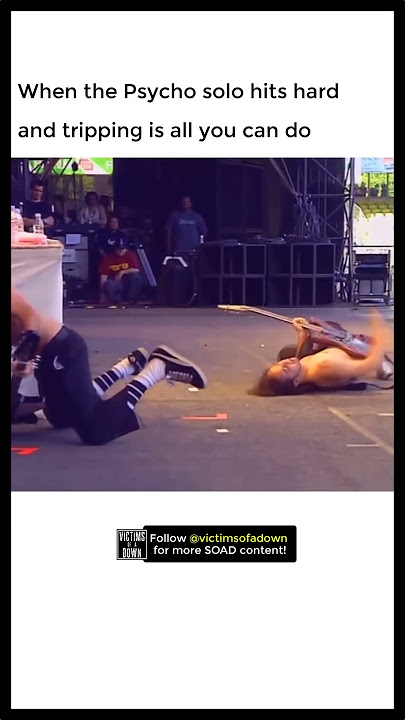 Daron Malakian tripping during Psycho solo at System of a Down's show @ Rock im Park (2002)