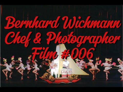 Photography: New York City Street Life, Broadway Musical Show / Leica & Kodak (1966-1968)