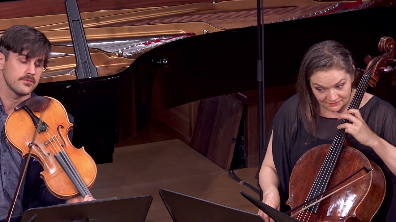 Παρακολούθηση Mendelssohn: Piano Sextet in D Major, Op. 110 1. Allegro vivace στο YouTube Παρακολούθηση Mendelssohn: Piano Sextet in D Major, Op. 110 1. Allegro vivace στο YouTube