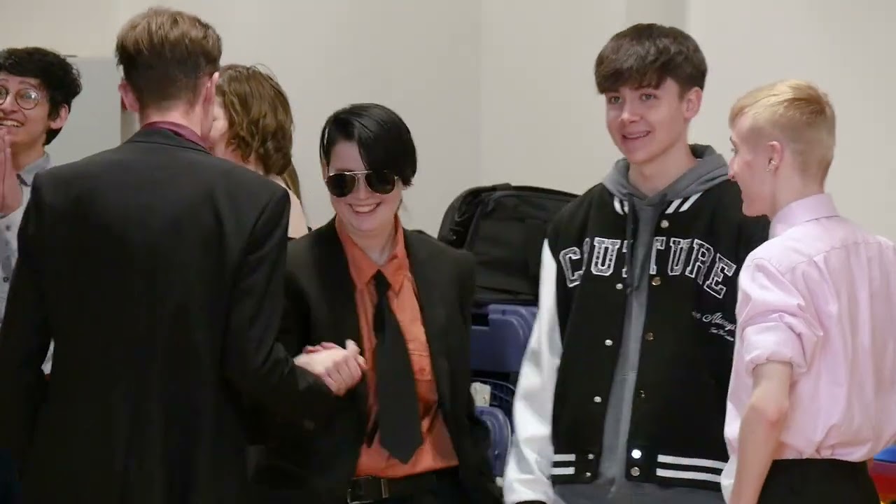 Craven College does Grease.