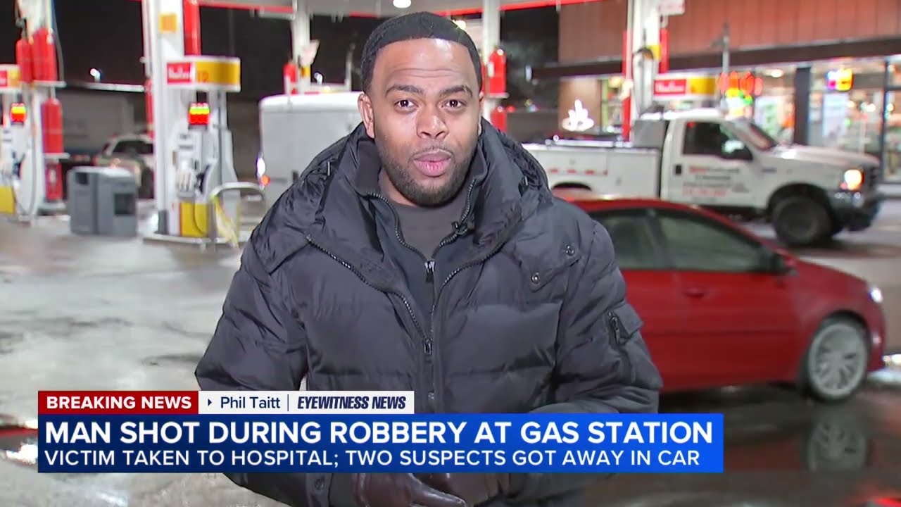 Man shot during robbery at Bronx gas station